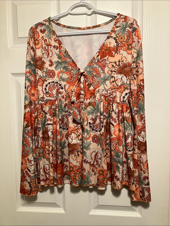 Tops - Floral Tie-Front Babydoll Top in Peach Orange